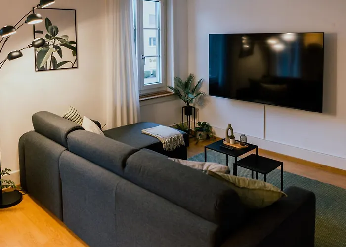 Lejlighed Geraeumiges - Zentral Und Nahe Der Berner Altstadt Bern